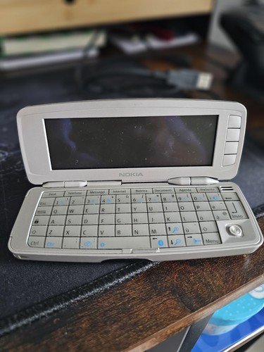 Nokia 9300 communicator - nokia,